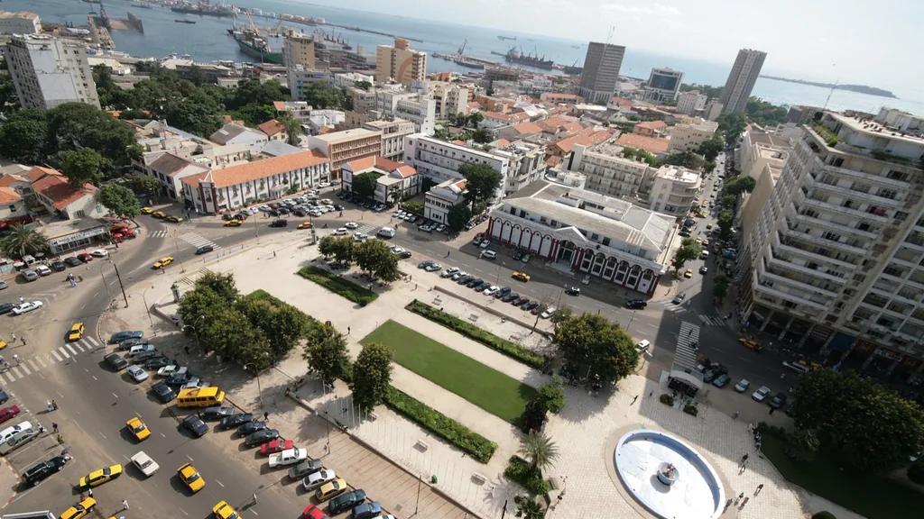 Vue aérienne du centre de Dakar, Sénégal — zone d'intervention des équipes Sencrypt
